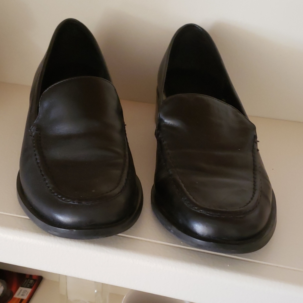 Bass loafers